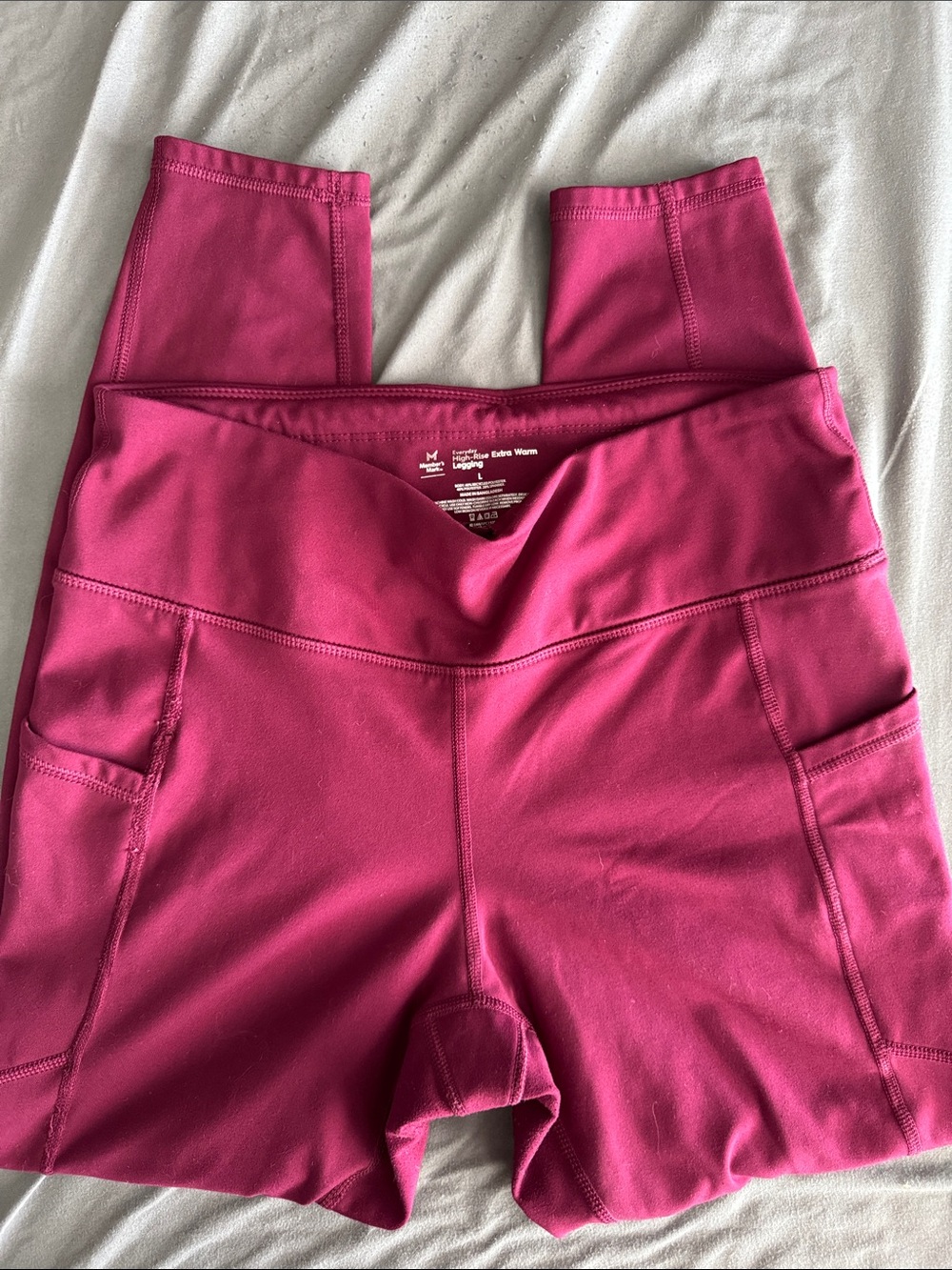 High-Rise Magenta Performance Leggings with Side Pockets